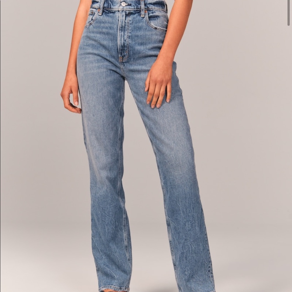 Abercrombie & Fitch 90’s Straight Ultra High Rise Jeans